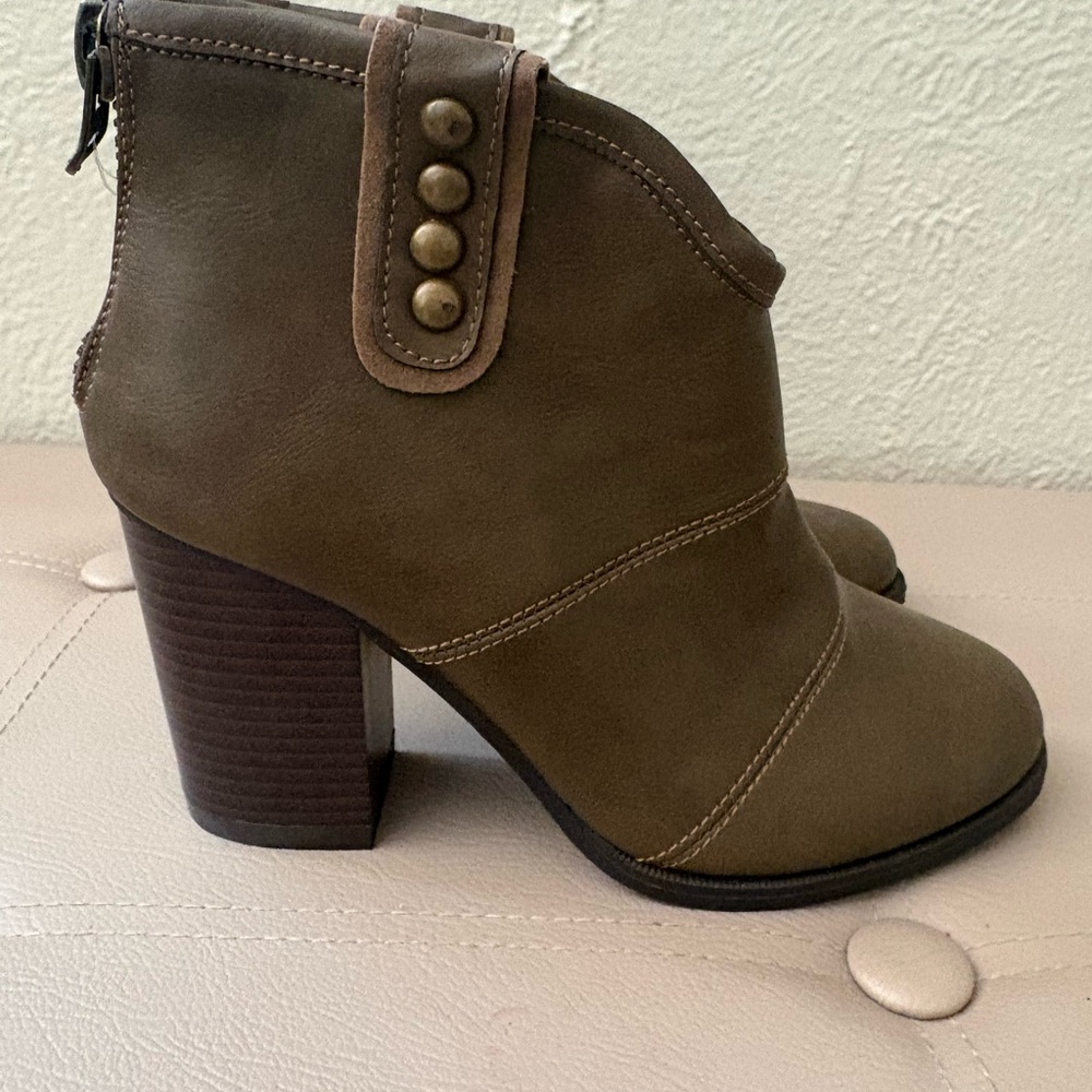 Refresh Khaki Ankle Booties